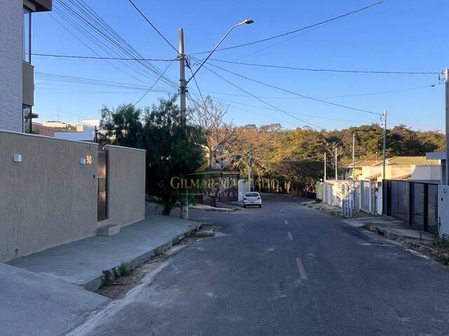 #70 - Casa em condomínio para Venda em Lagoa Santa - MG