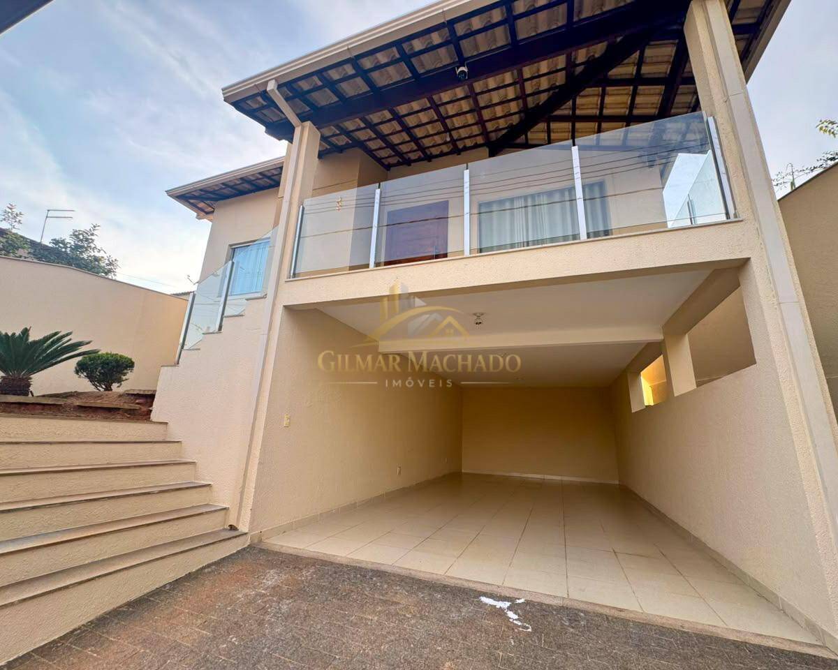 Casa, 3 quartos, 216 m² - Foto 2