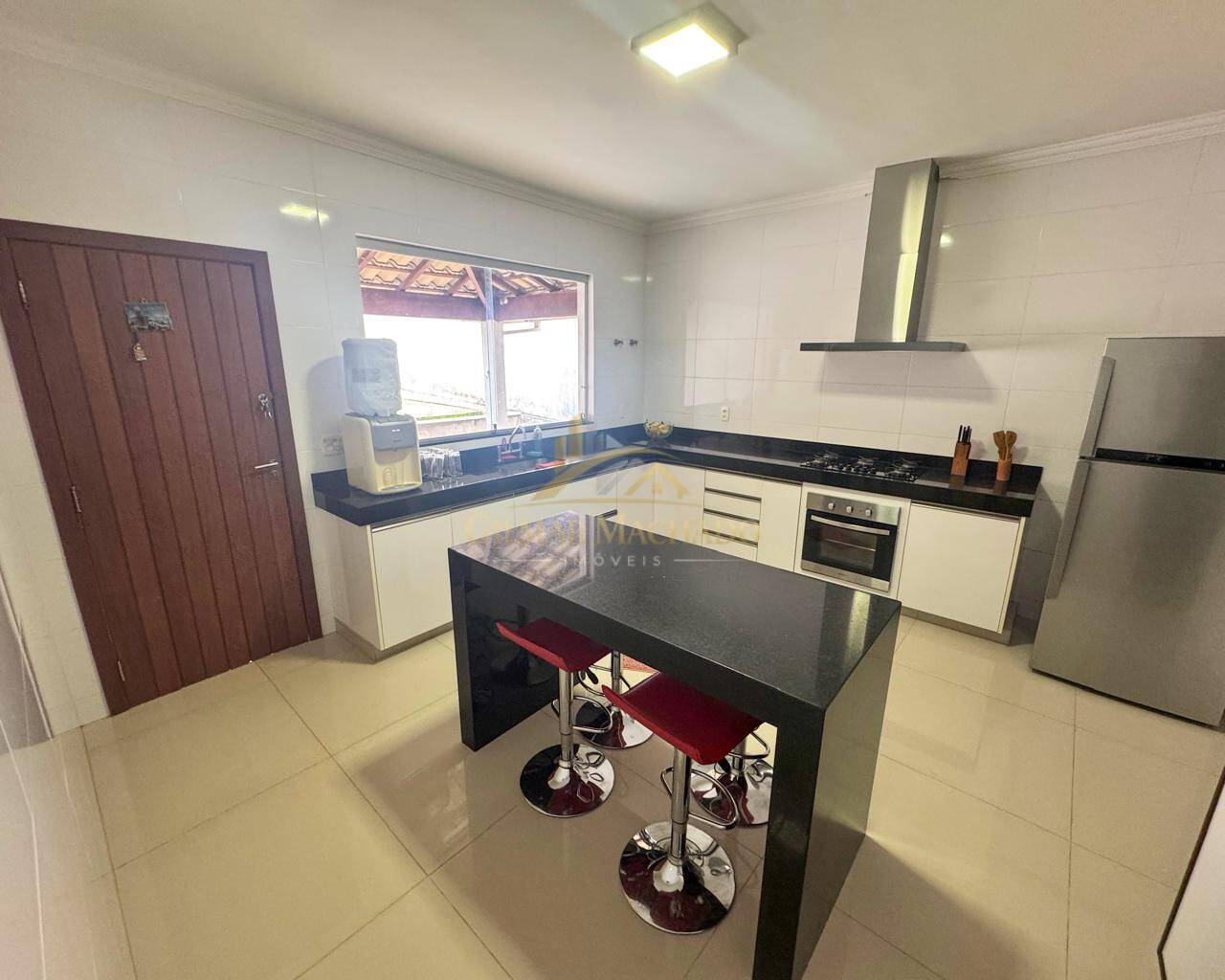 Casa, 3 quartos, 216 m² - Foto 3