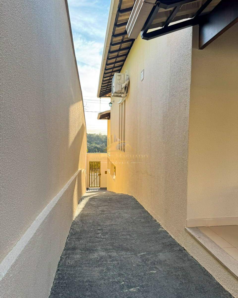 Casa, 3 quartos, 216 m² - Foto 9